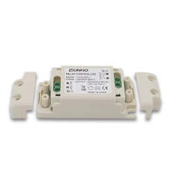 Small size DALI relay controller